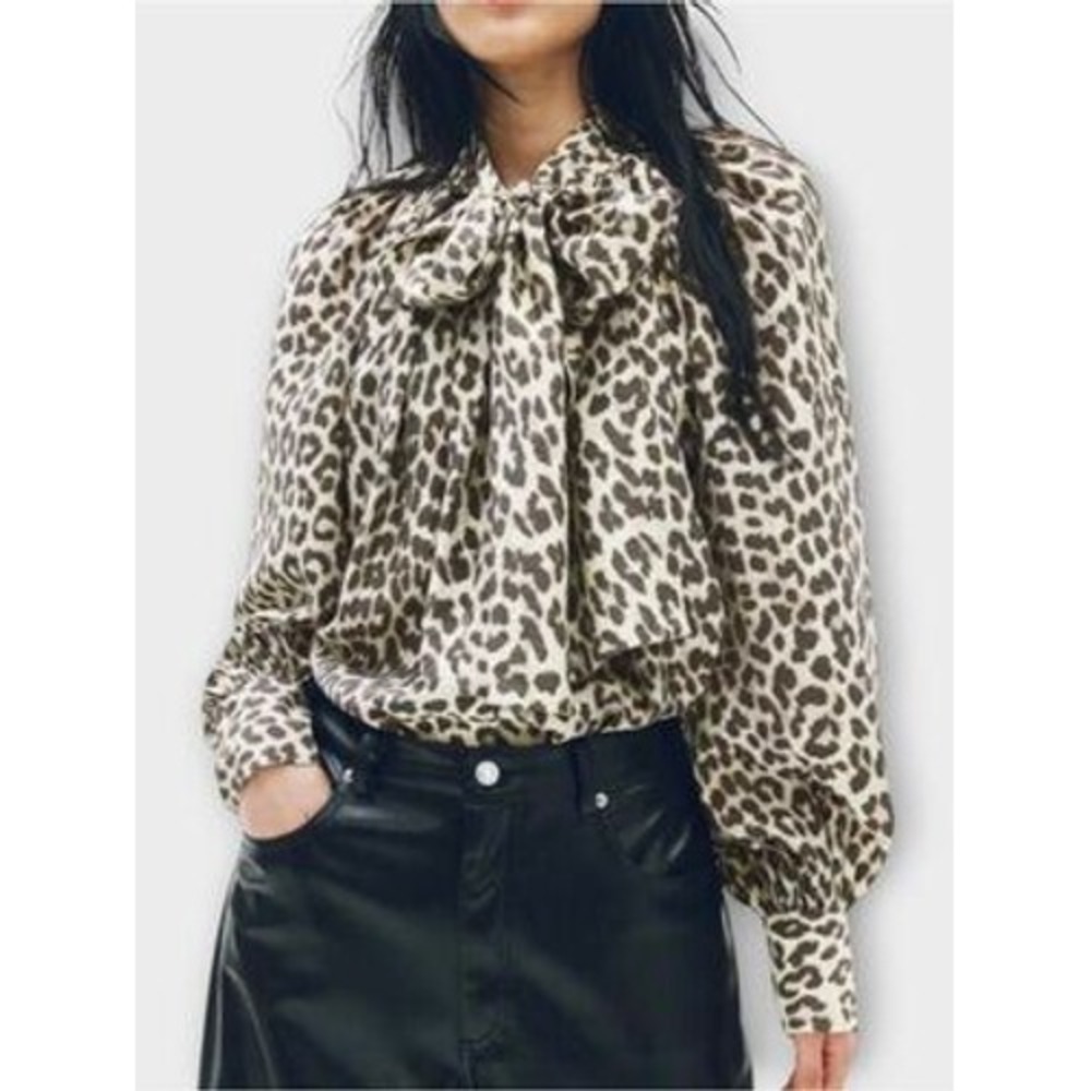 H & M Leopard Print Bow Tie Neck Long Ballon Sleeve Blouse Size Large